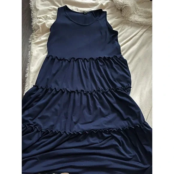navy blue scoop neck tiered dress maxi L Soft Stretchy Comfortable Classic Style - Picture 2 of 5